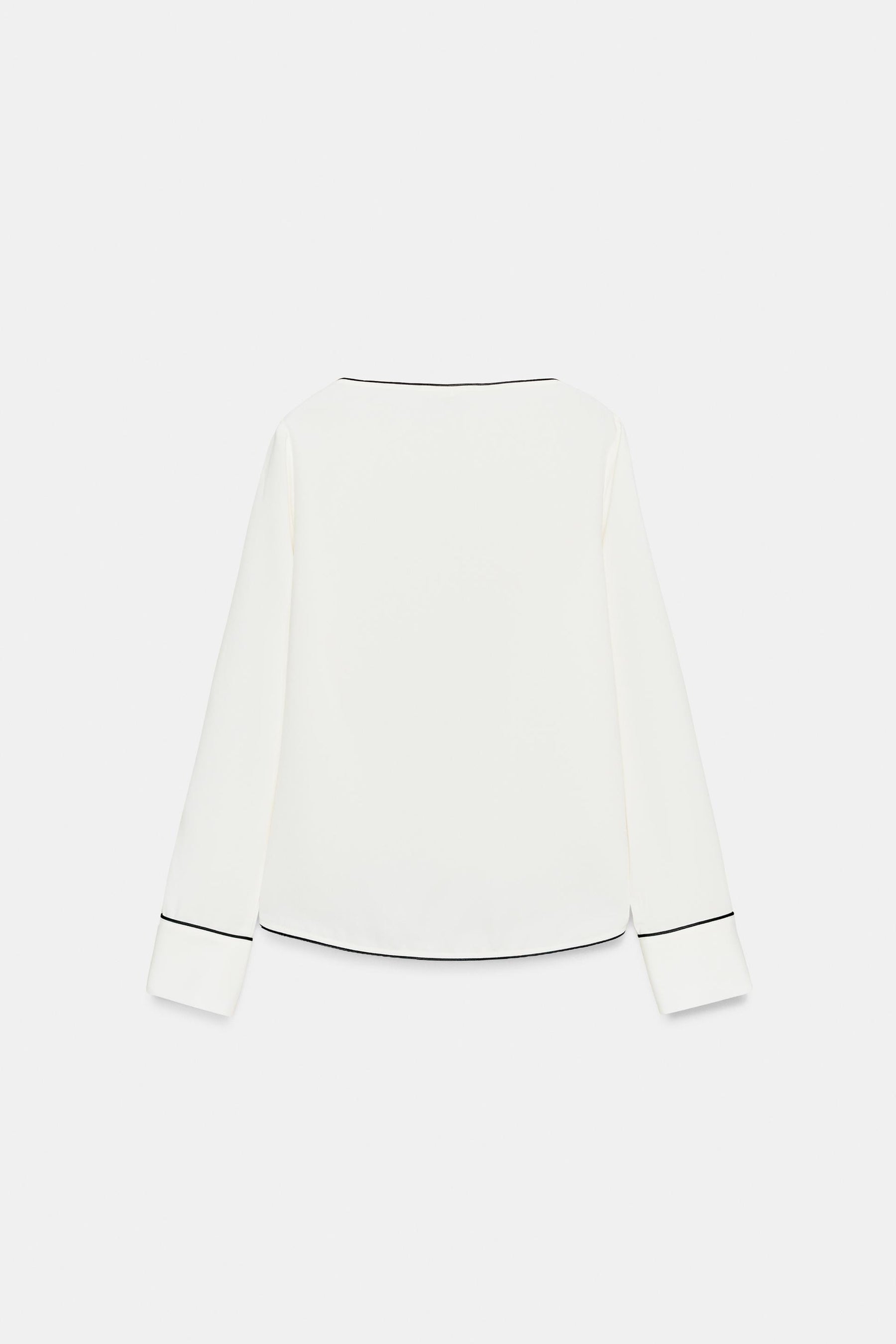 Kontrastierende Crêpe-Bluse