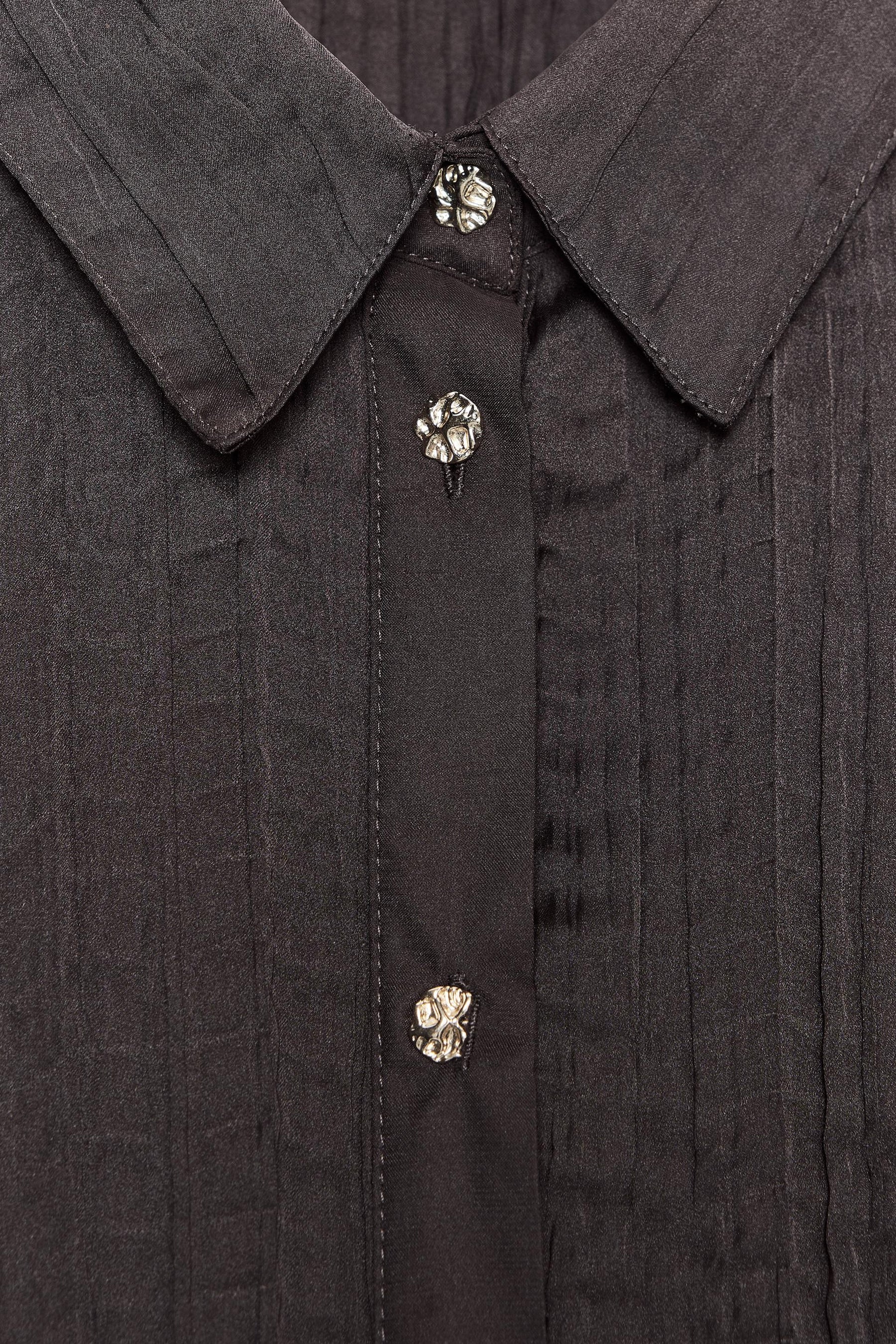 Oversize-Satinhemd mit Crinkle-Effekt