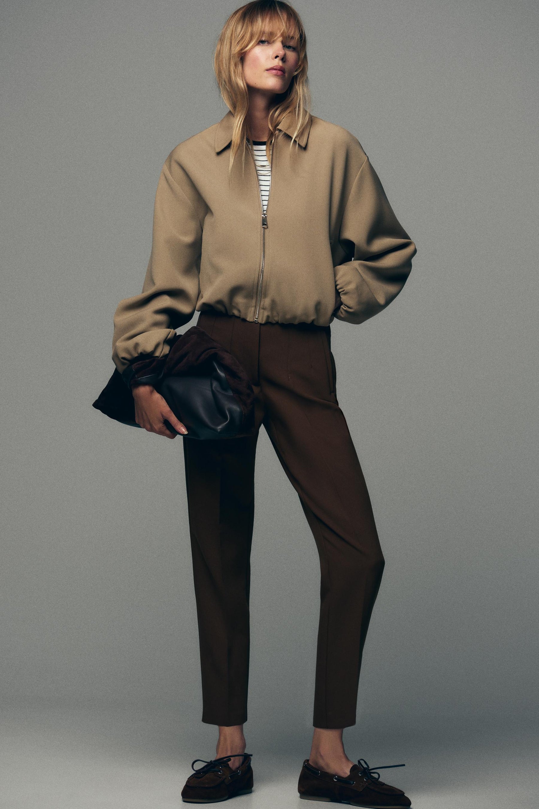 Bomberjacke mit Puffärmeln