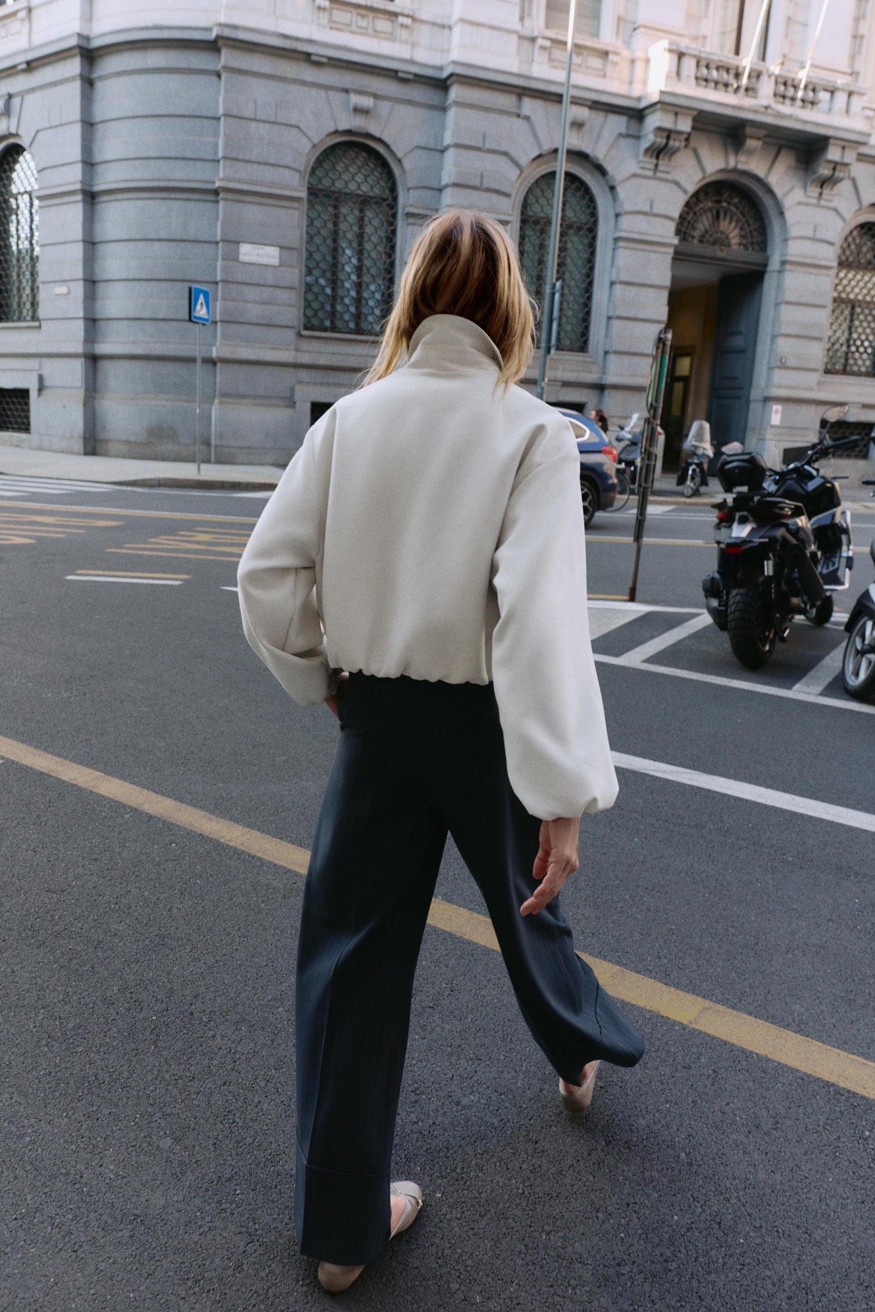 PUFF-SLEEVE BOMBER JACKET - Image 3