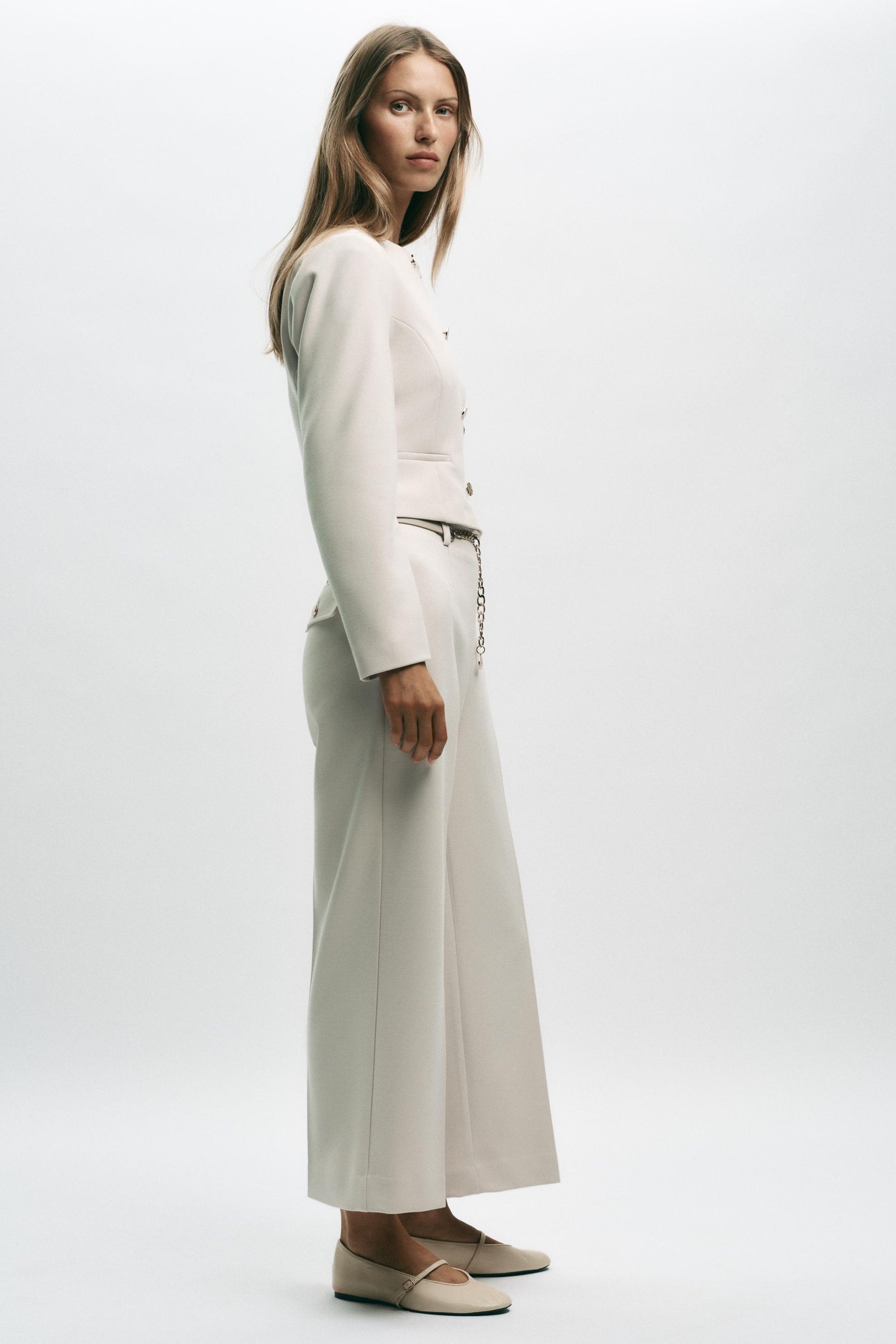 Cropped-Hose mit Kette