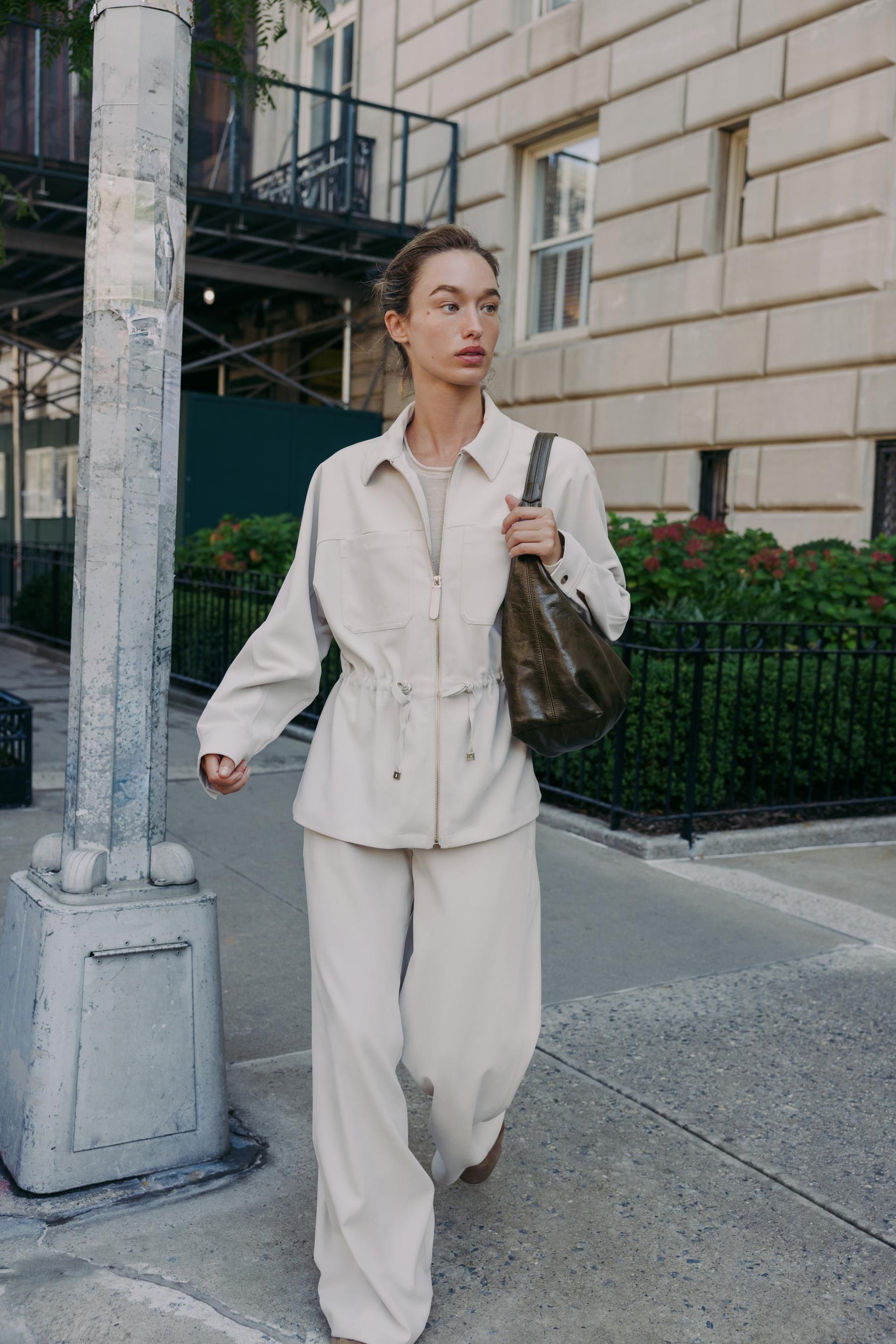 Jacke mit verstellbarem Bund