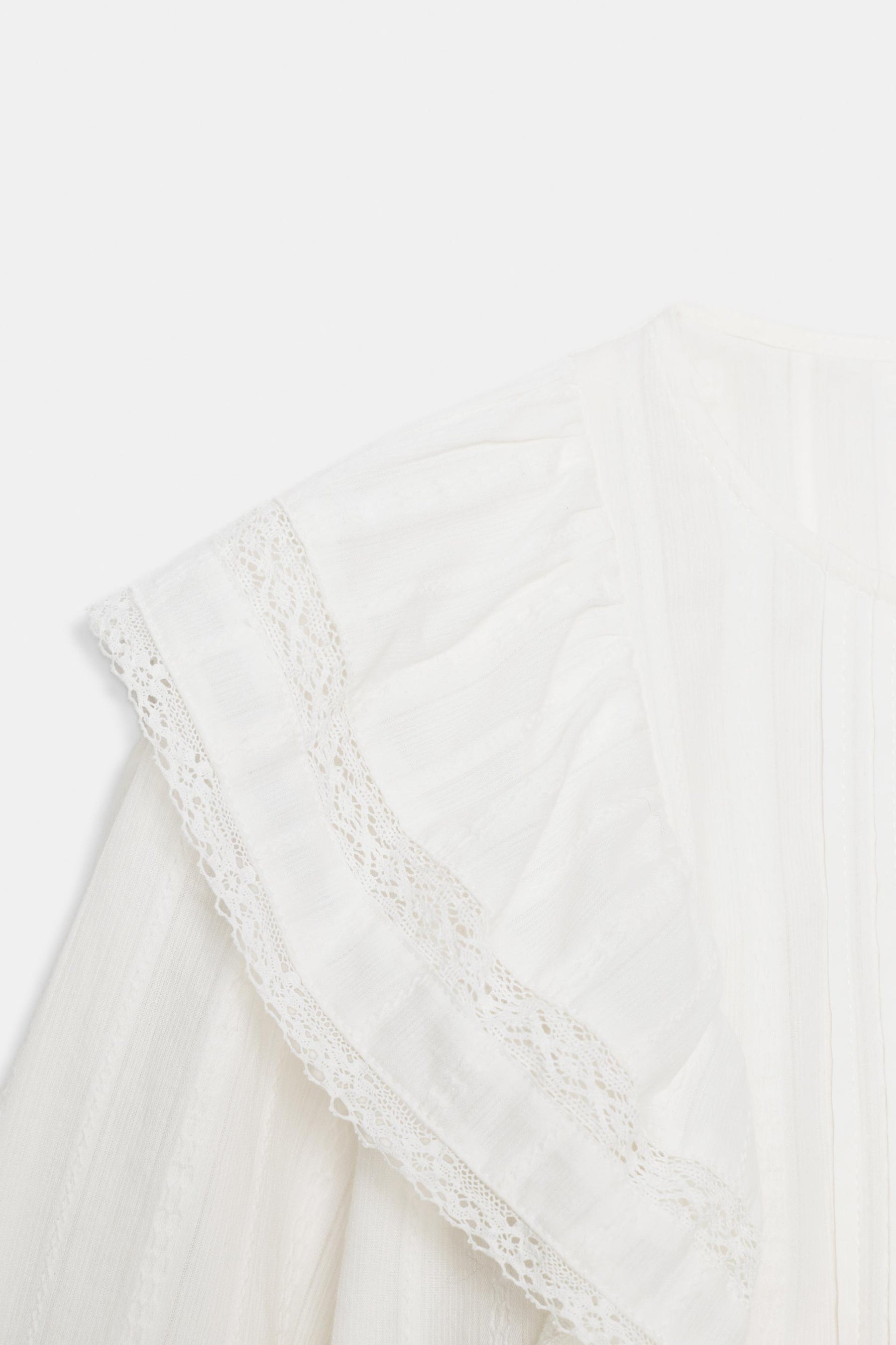 Romantisches Rüschenhemd