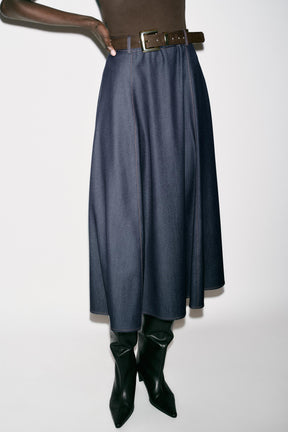 CONTRAST MIDI DRESS WITH BELT - Image 5