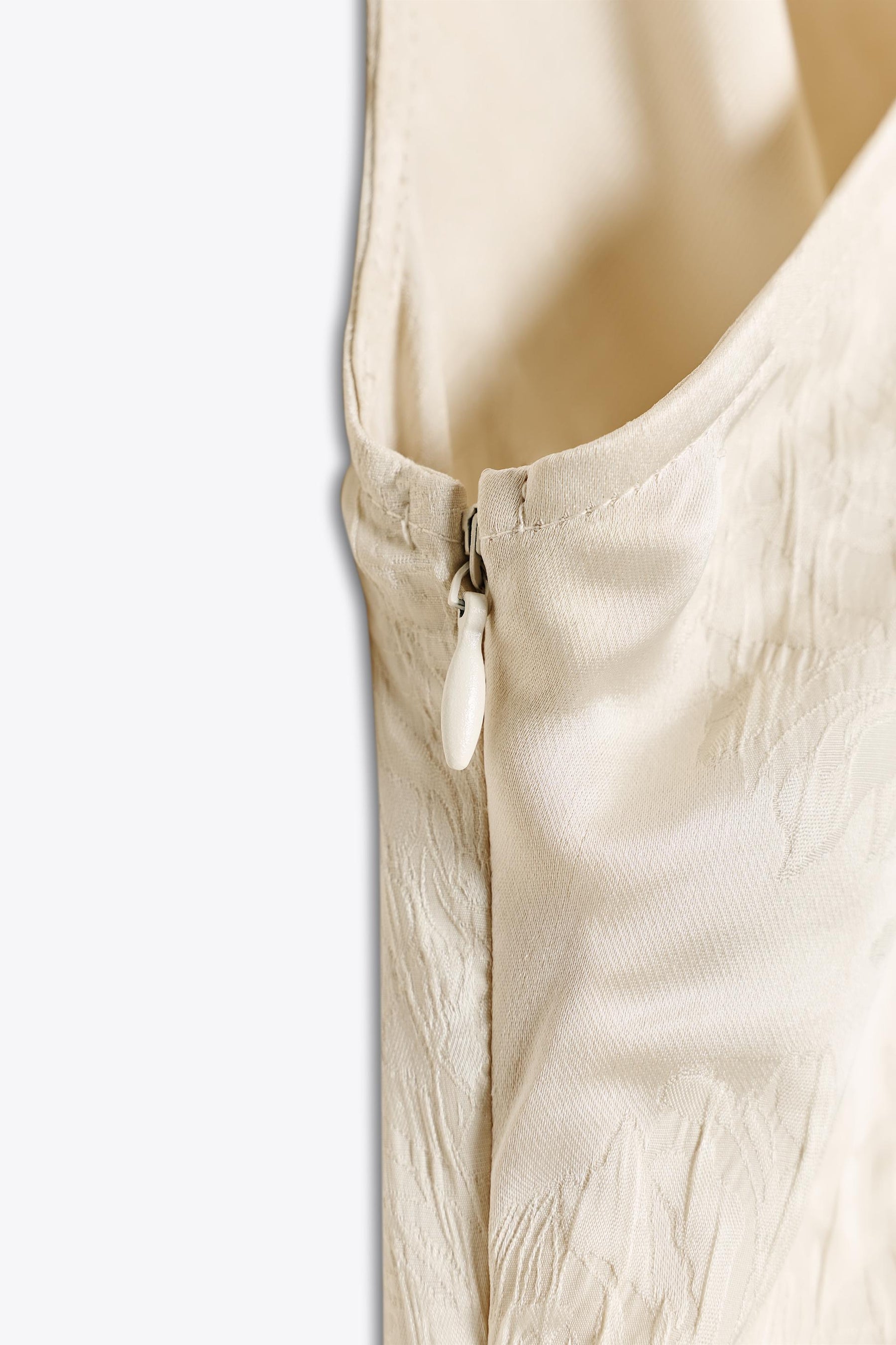 ASYMMETRISCHE JACQUARD-TOP