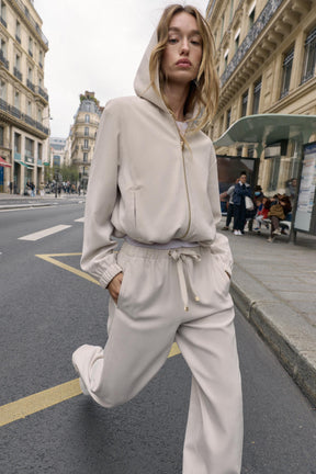 Gemütlicher Kapuzenpullover