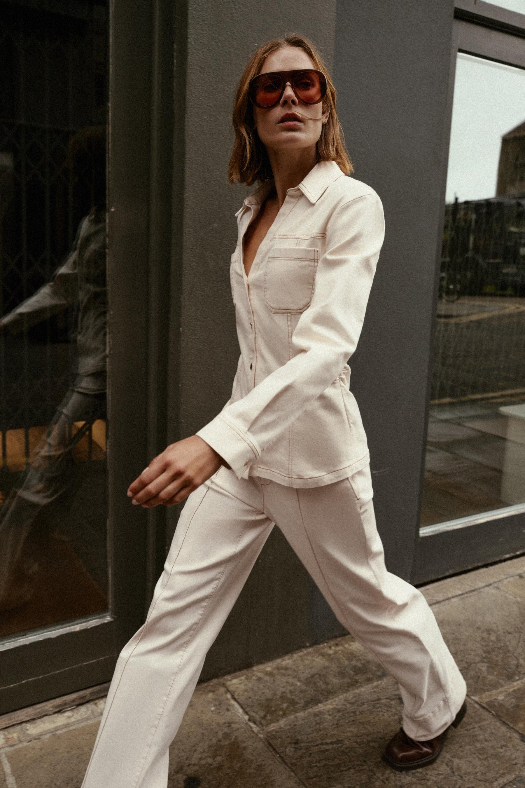 Figurbetontes Jeanshemd