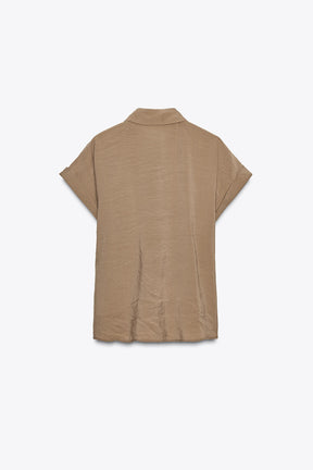 Kurzarm mit Knoten vorne