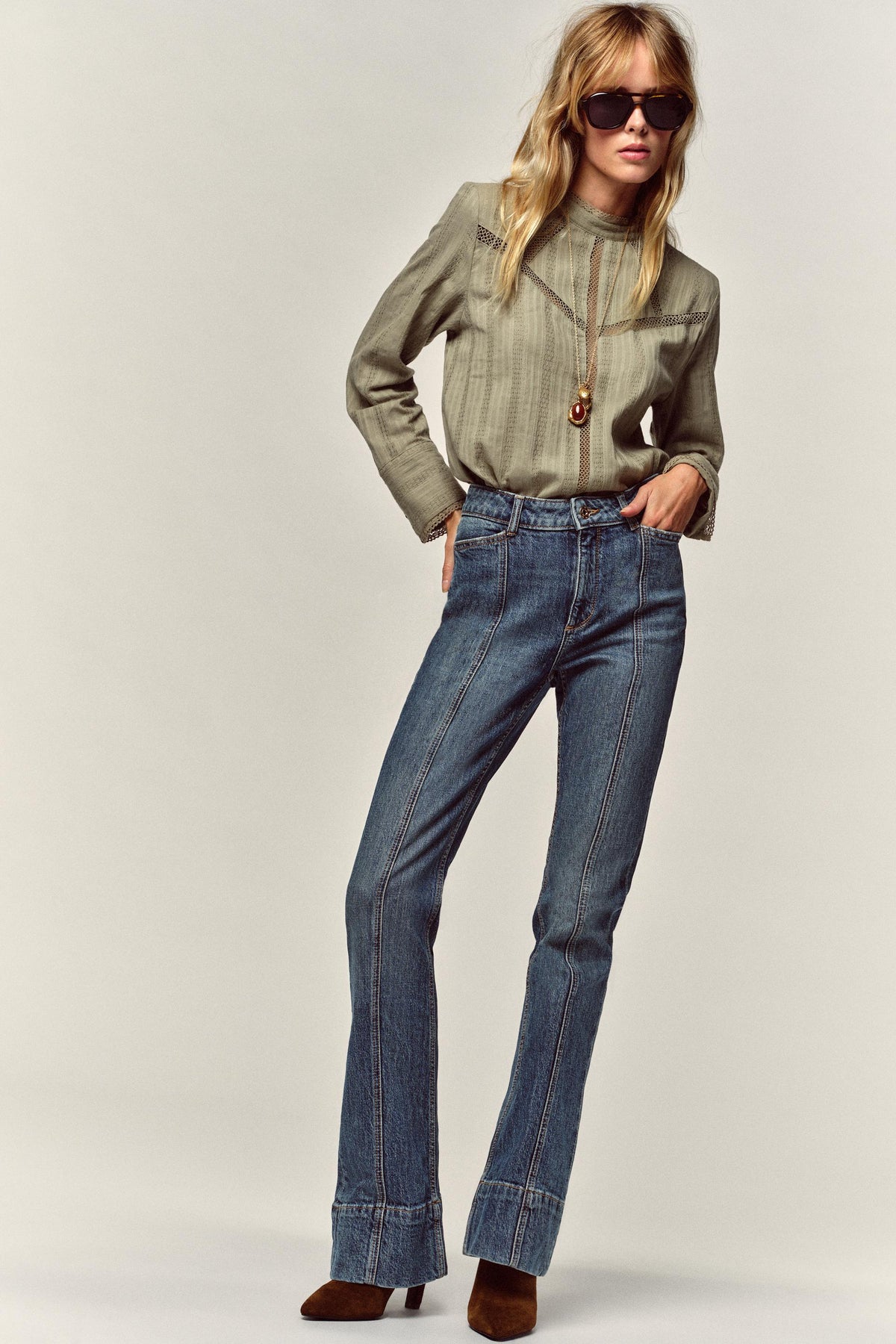 Hemd mit Spitzenbesatz