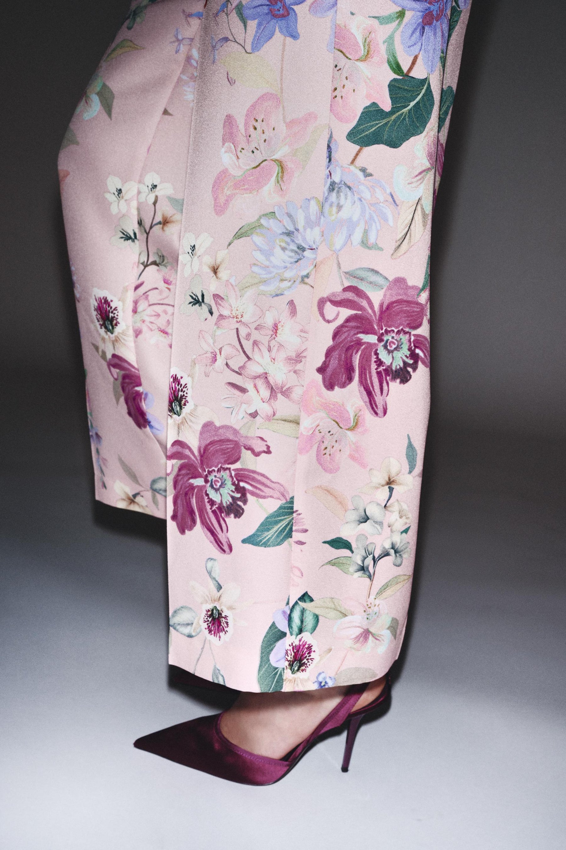 Hose mit Blumenmuster