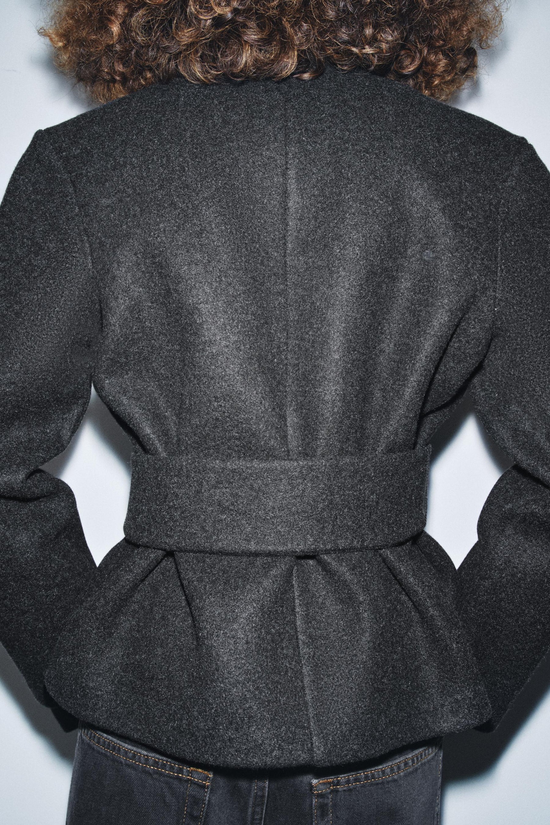 Gürteljacke aus weichem Material