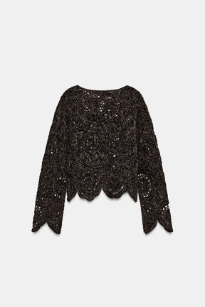 Gehäkelter langer Pullover