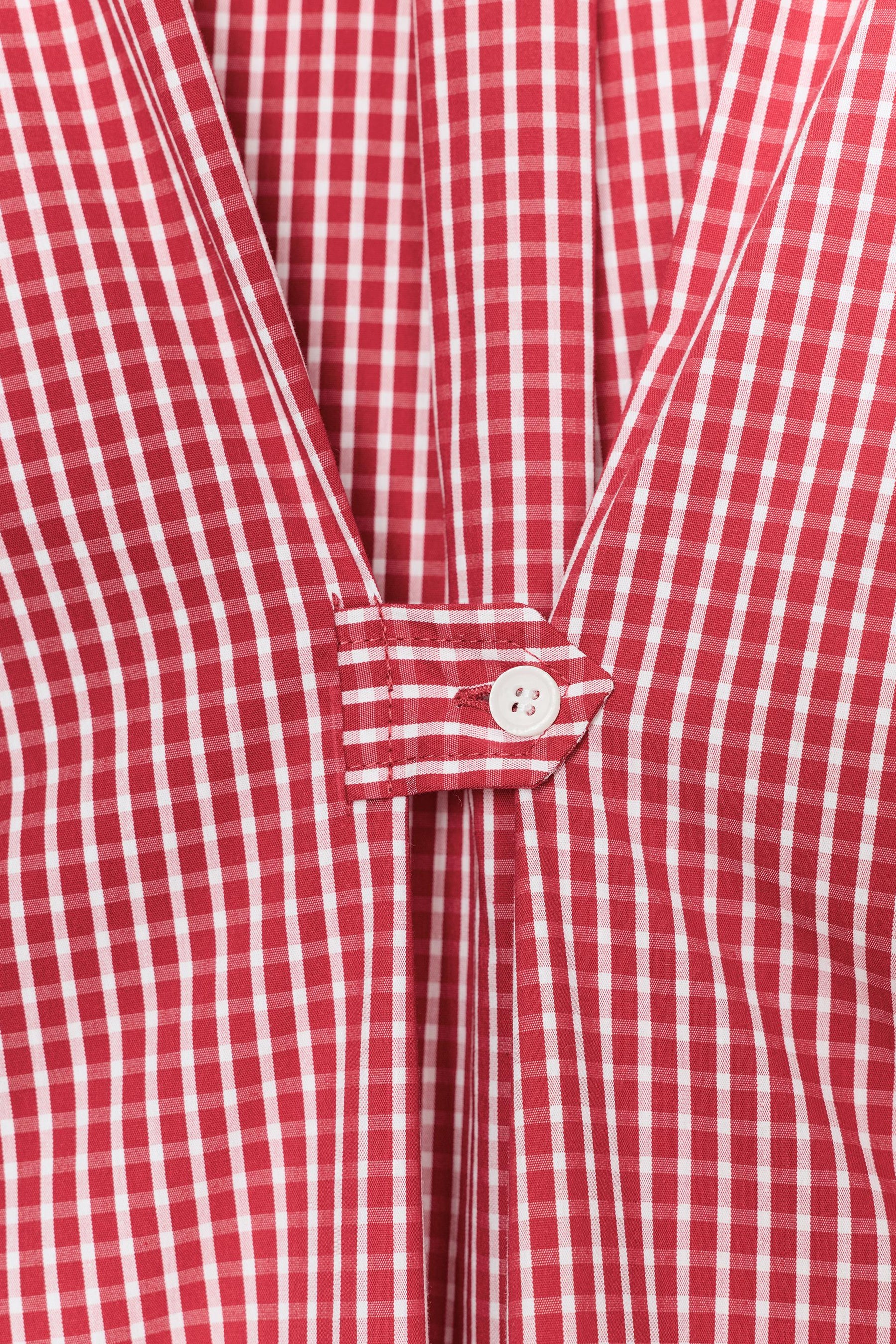 ÜBERGROSSES KAROTTESHEMD