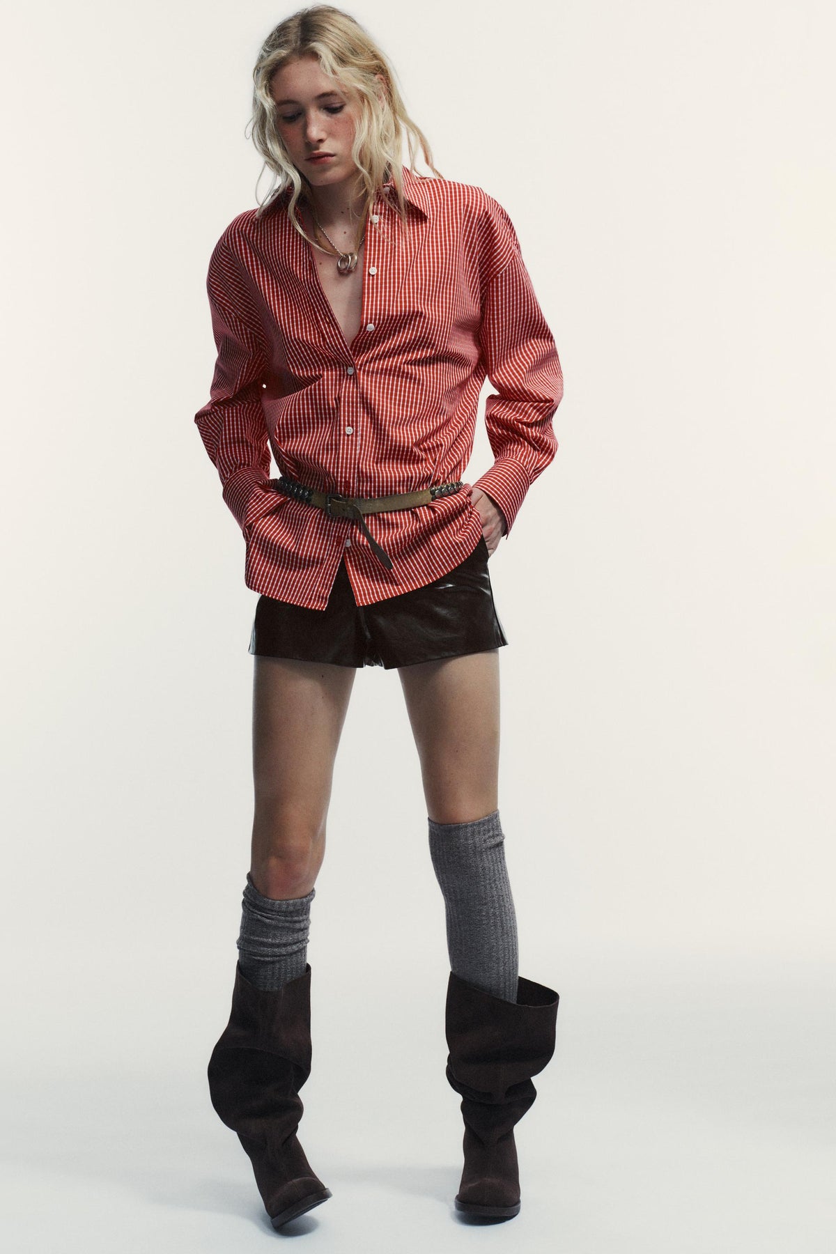 ÜBERGROSSES KAROTTESHEMD