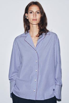 Hemd mit Kontrastbesatz