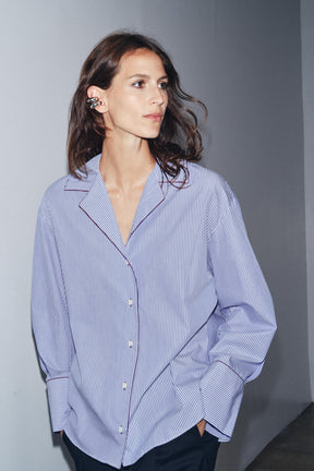 Hemd mit Kontrastbesatz