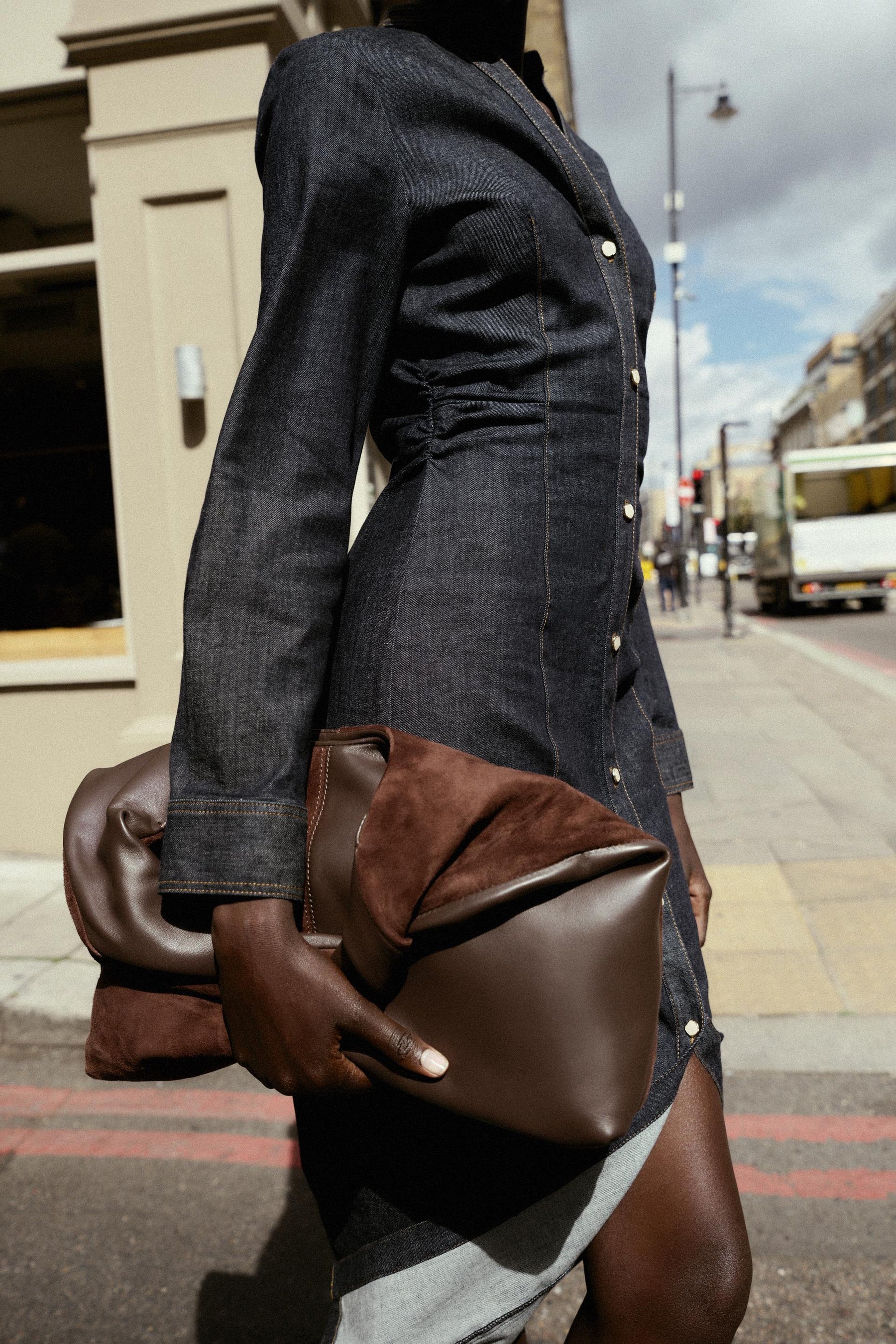 FITTED DENIM MIDI DRESS - Image 4