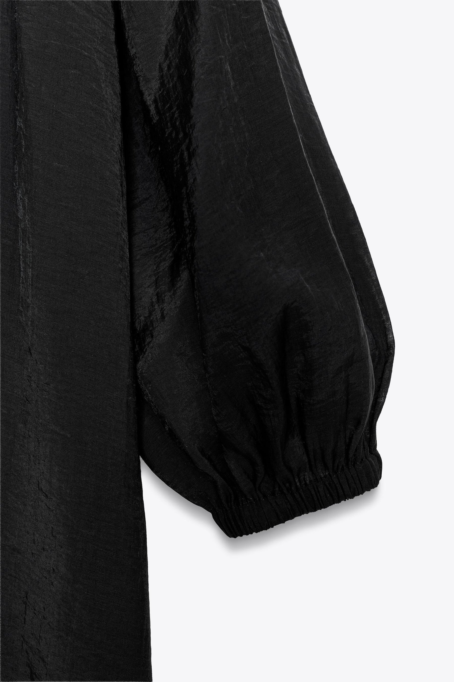 Modisches schulterfreies Top