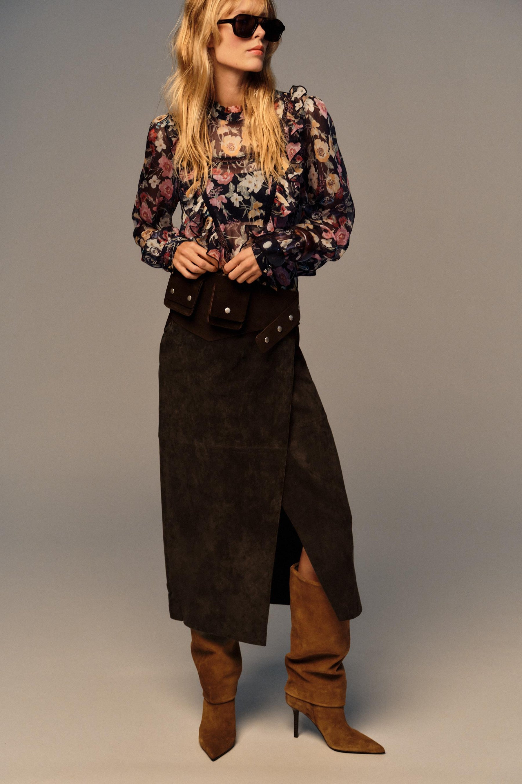 Bluse mit Rüschen und Blumenmuster