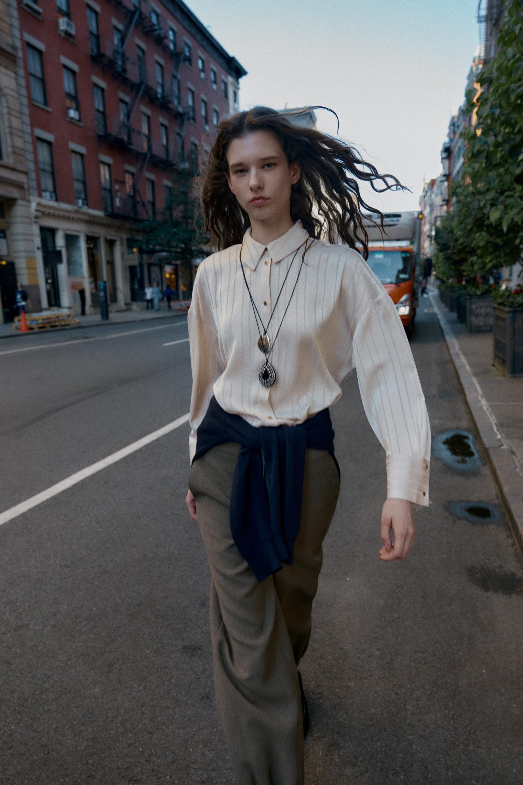 ÜBERGROSSES GESTREIFTES HEMD