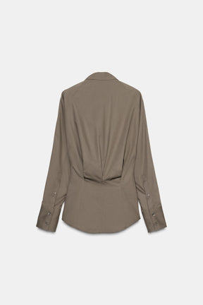 Hemd mit tailliertem Saum