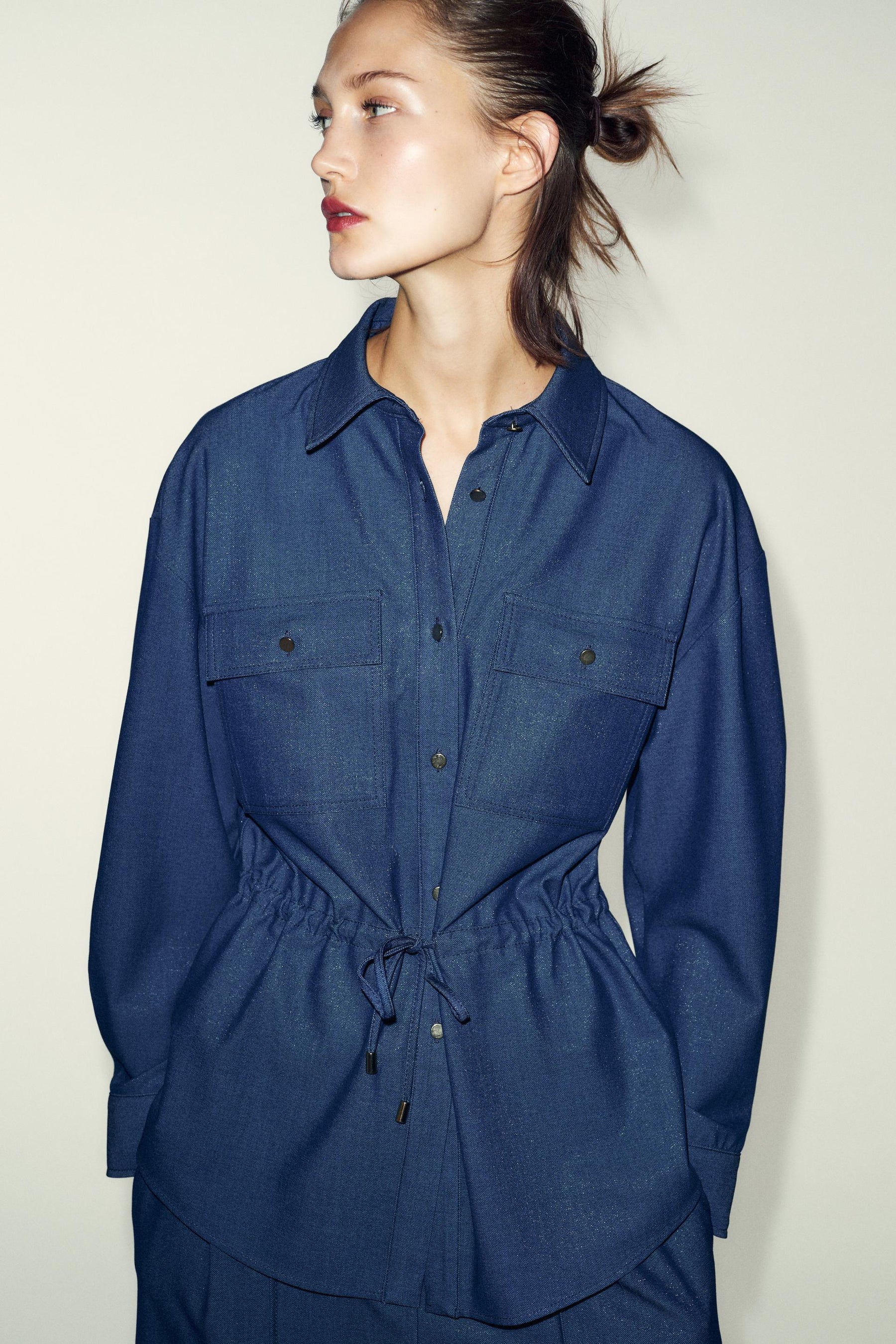 Safarihemd mit Kordelzug