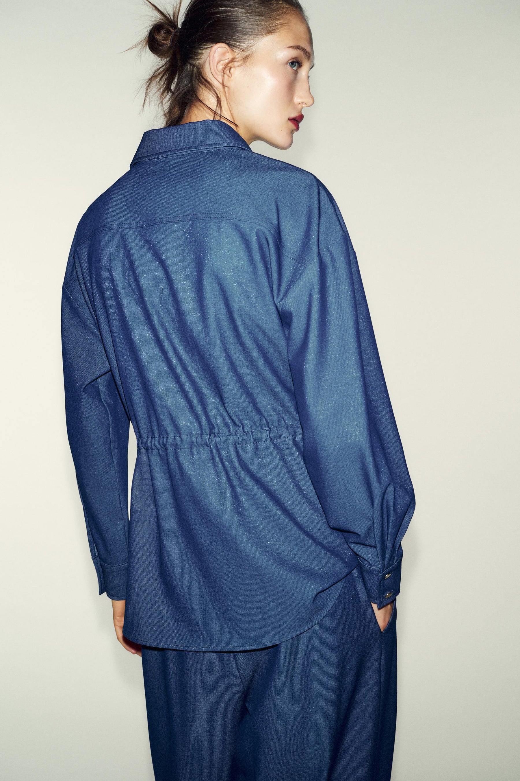 Safarihemd mit Kordelzug