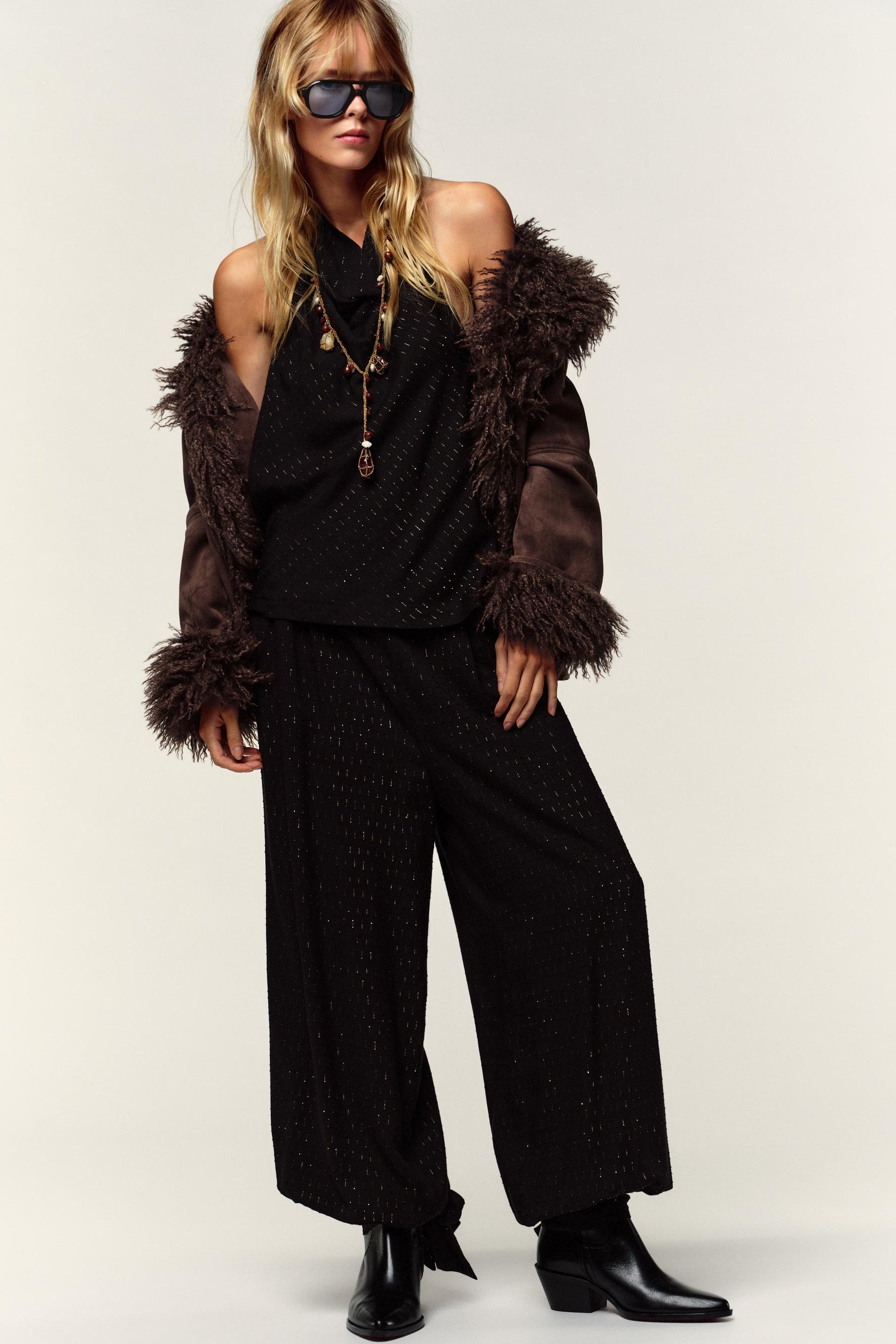 METALLISCHES HALTER-TOP