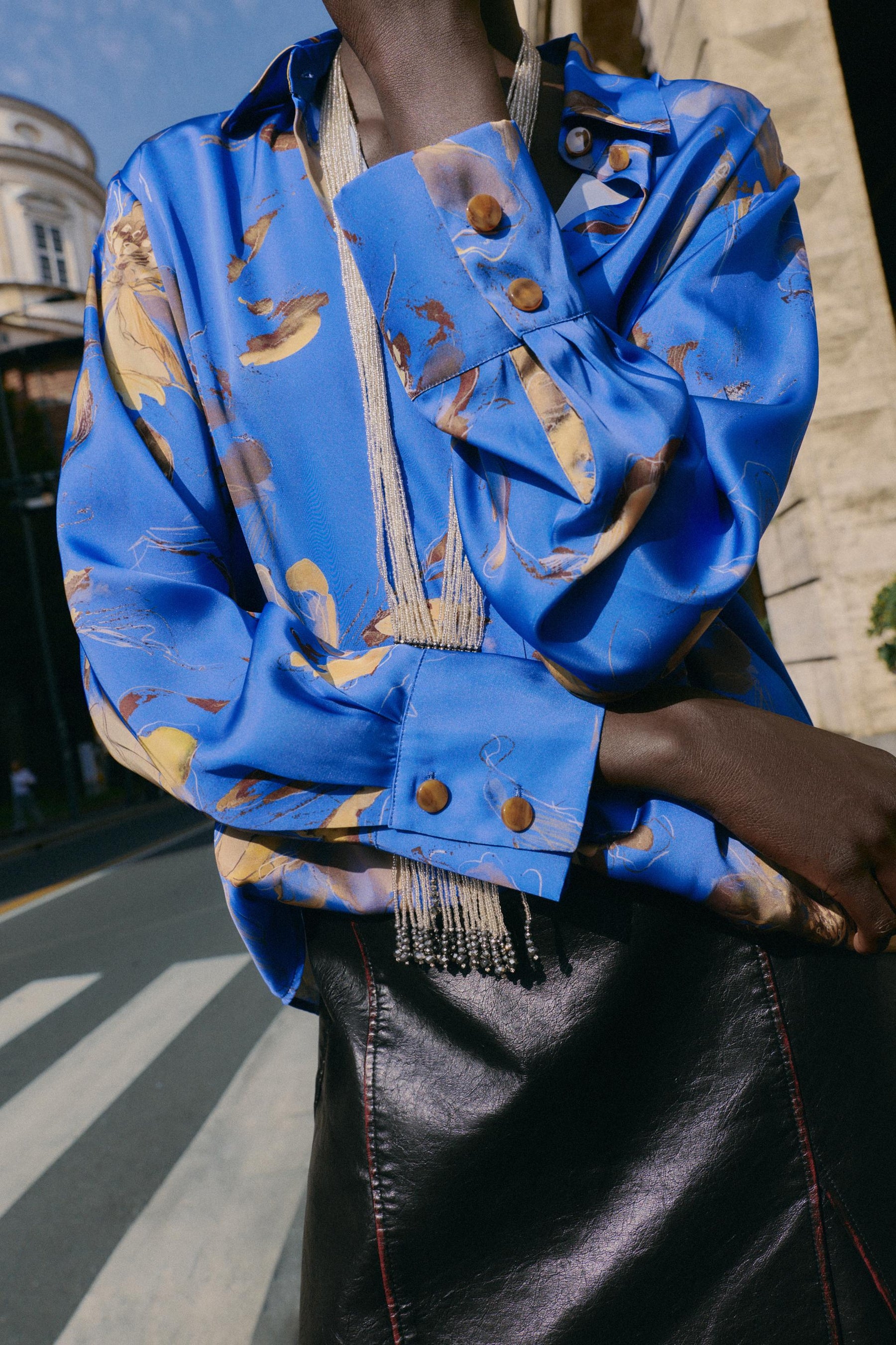 Satinhemd mit Blumenmuster