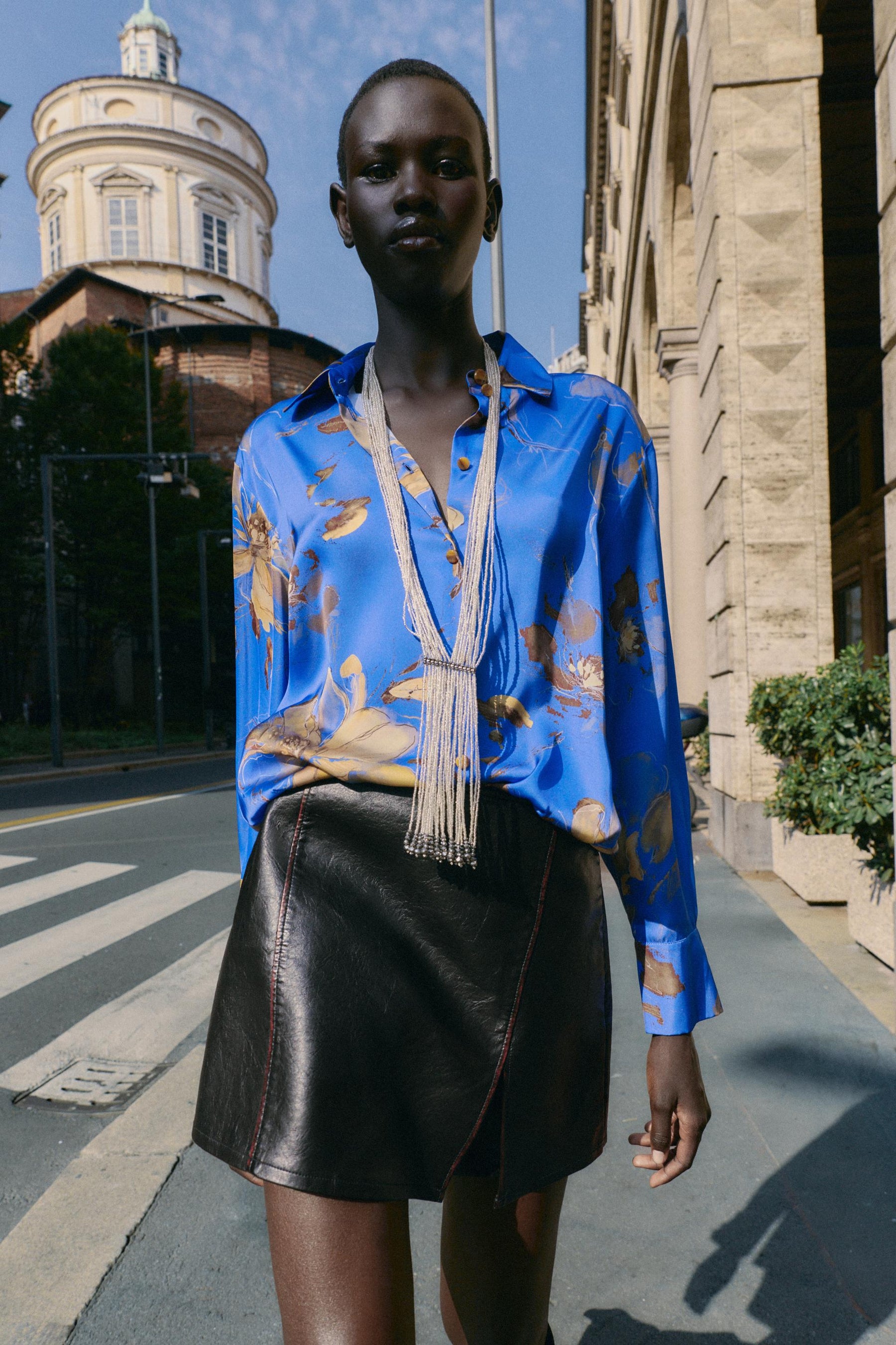 Satinhemd mit Blumenmuster