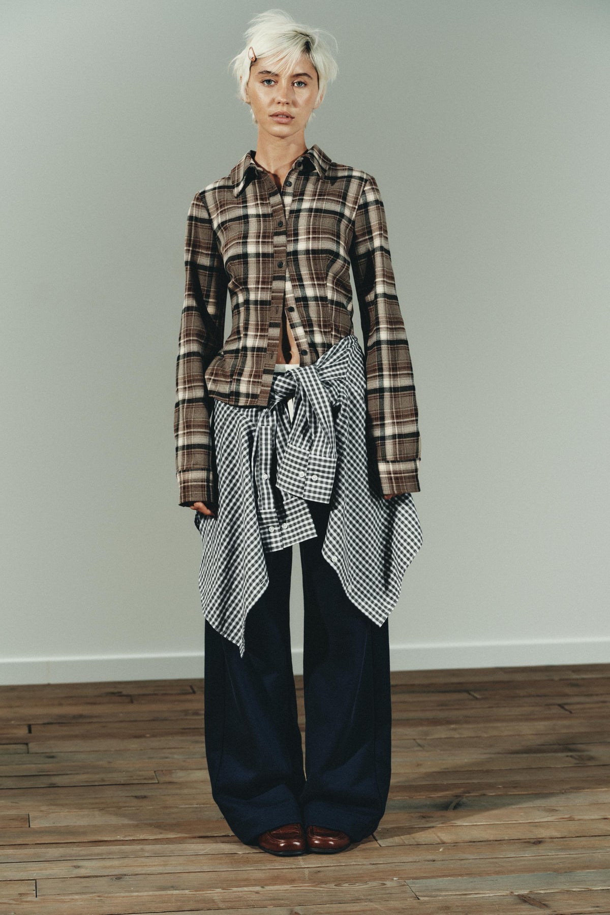 Maßgeschneidertes kariertes Hemd