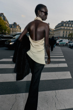 ASYMMETRISCHES SATIN-TOP