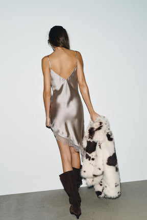 ASYMMETRIC SATIN LACE DRESS - Image 5
