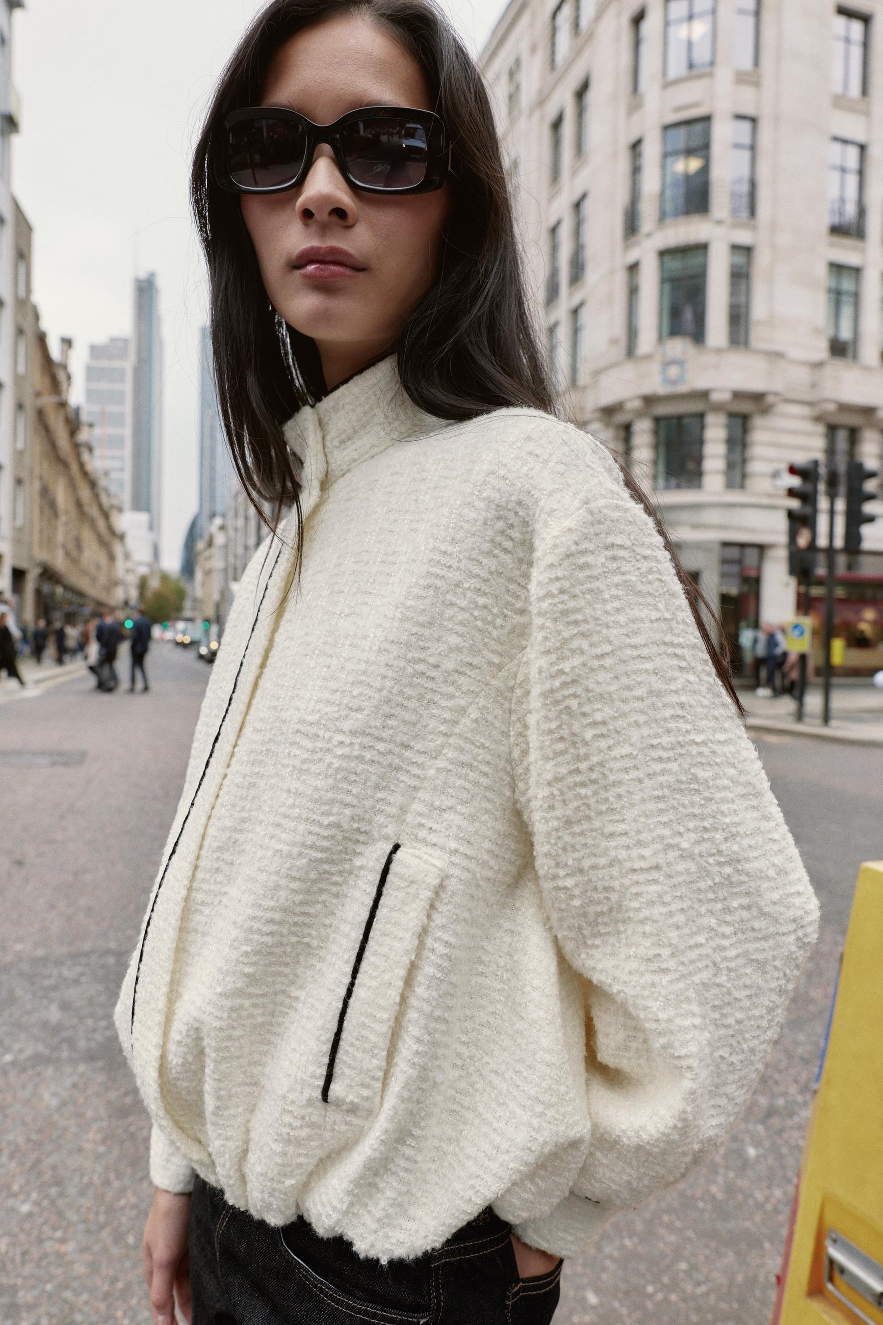 CONTRASTING TRIM BOMBER JACKET - Image 2