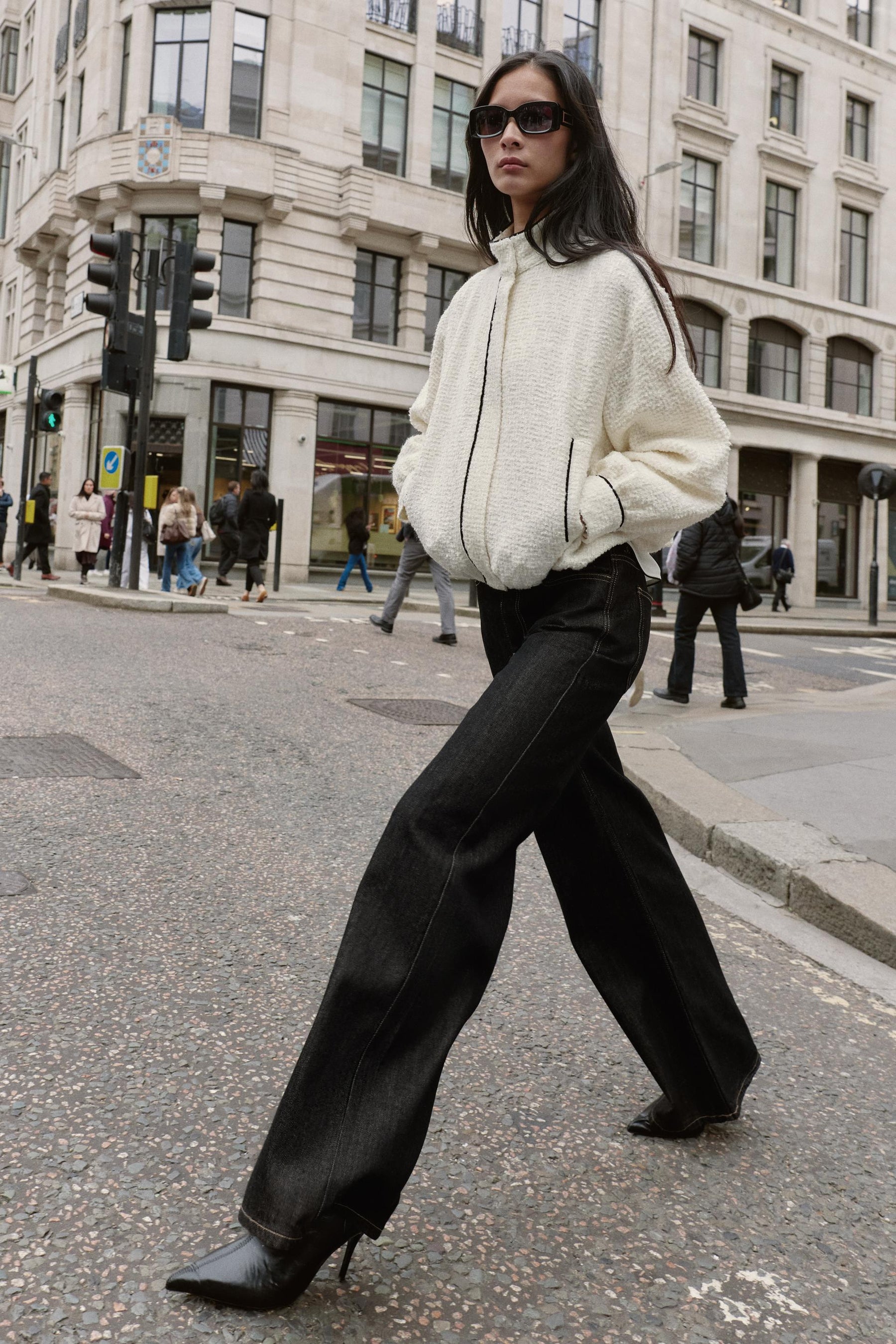 CONTRASTING TRIM BOMBER JACKET - Image 1