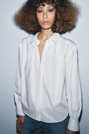 Plissiertes Popelinehemd