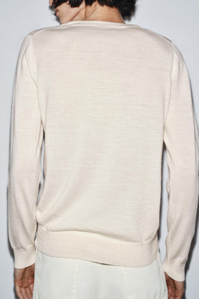 100% WOOL V-NECK CARDIGAN - Image 3