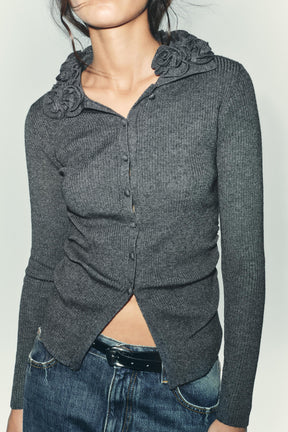 Cardigan aus Wolle mit Blumenmuster