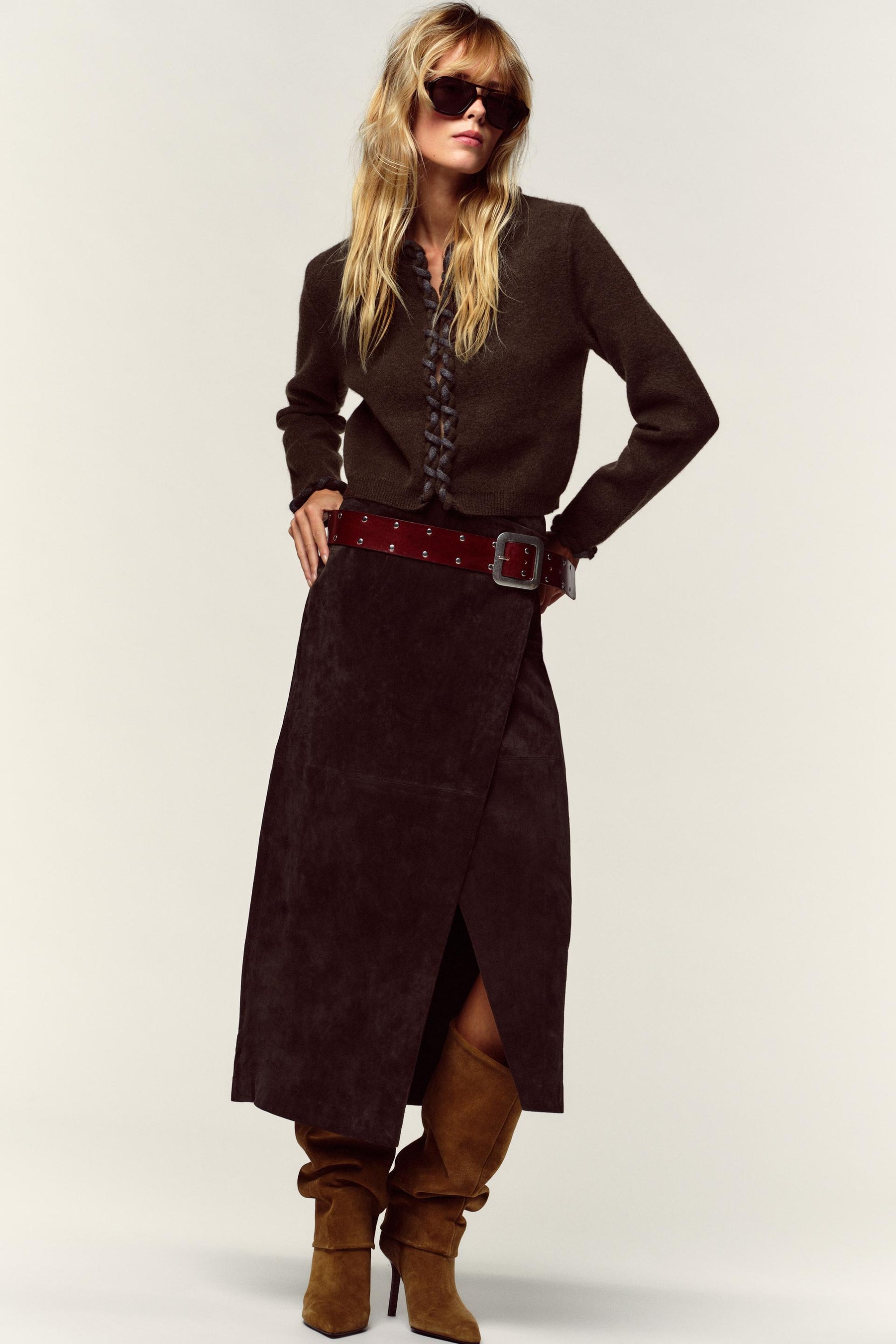 Strickjacke mit eingewebtem Besatz