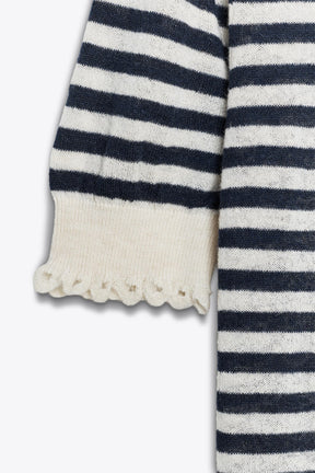 Gestreifter Strickpullover