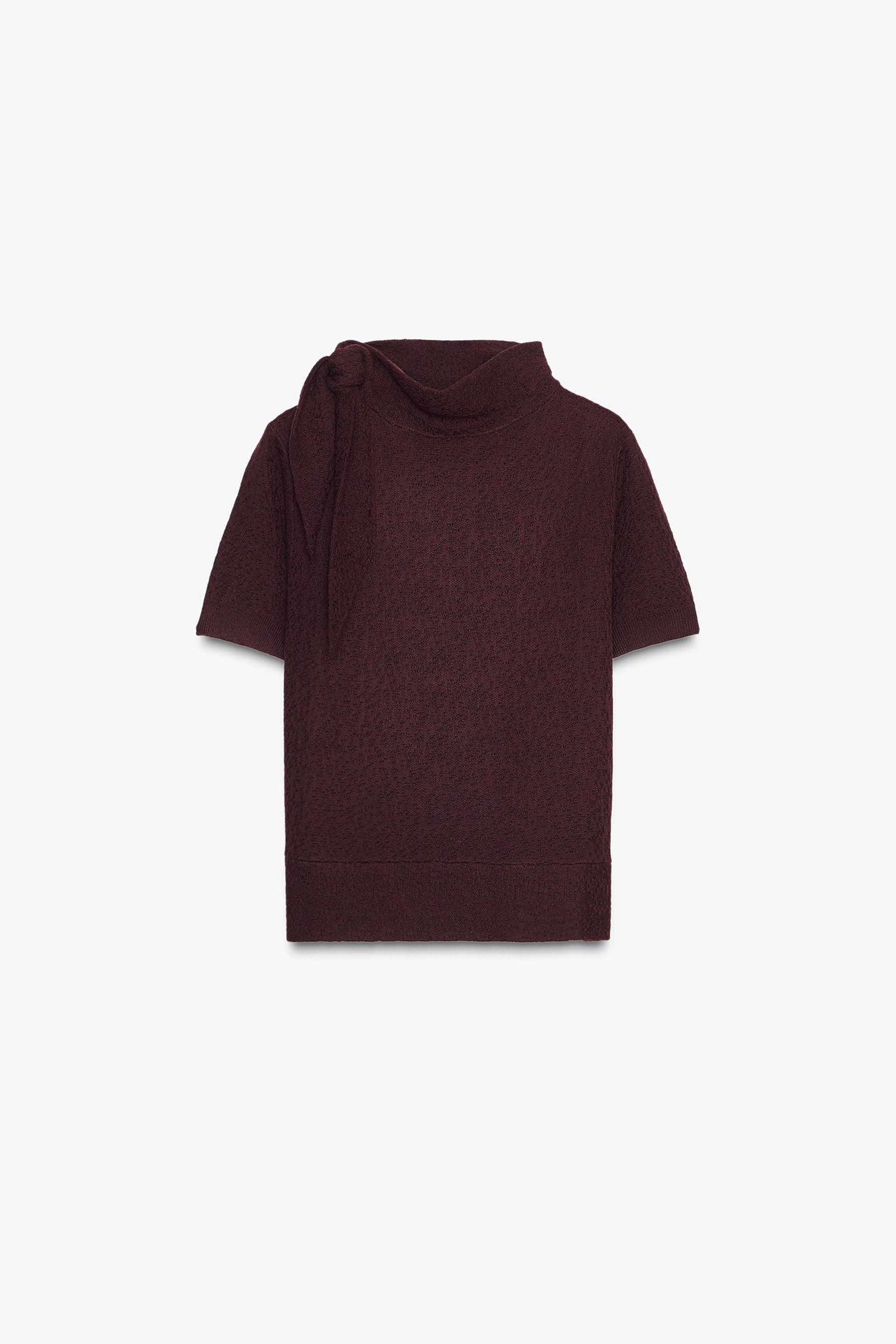 Strickpullover mit Krawatte