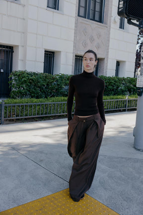 Wollpullover mit Stehkragen