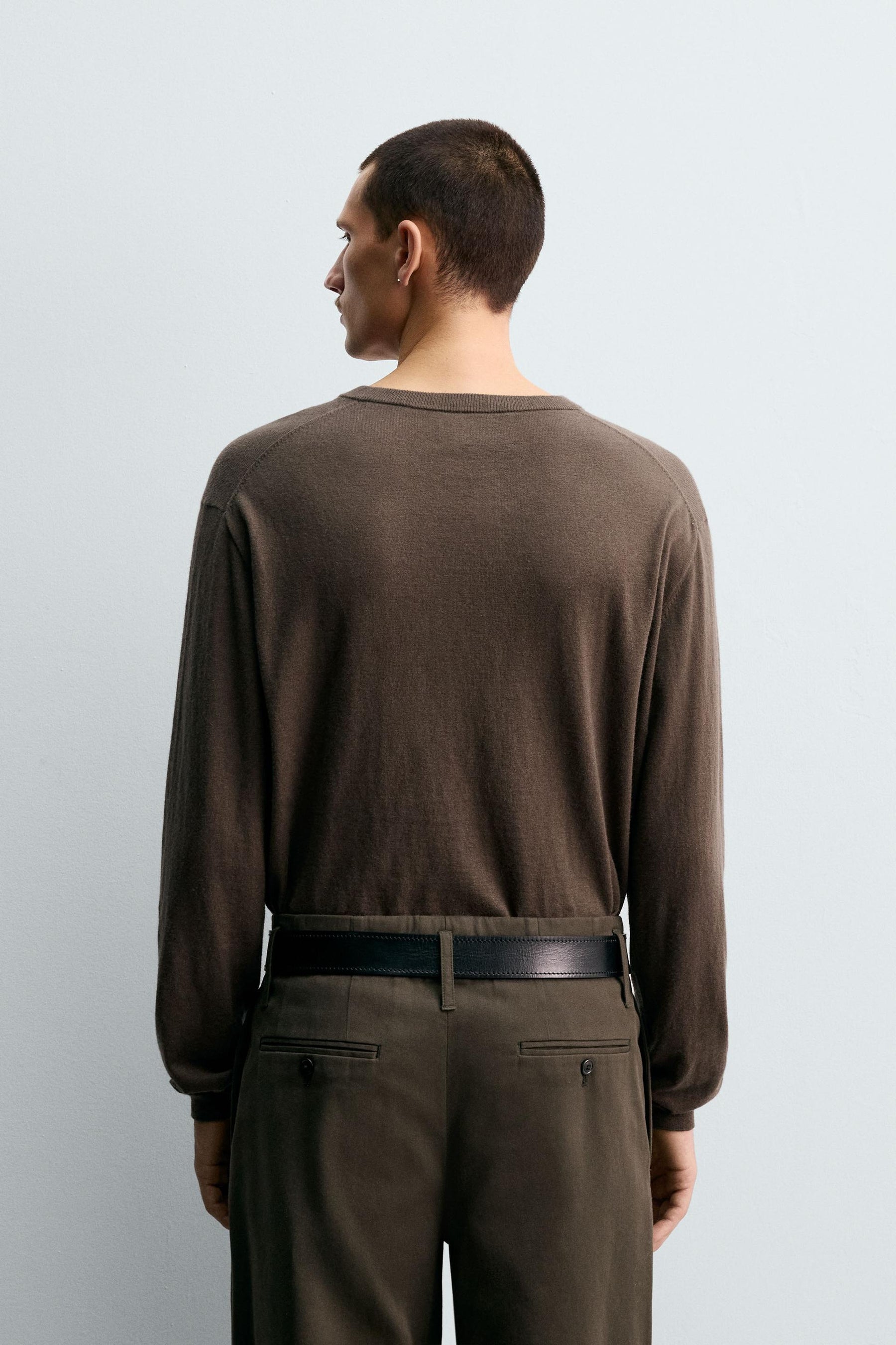 COTTON - CASHMERE BUTTONED NECK JUMPER - Image 3