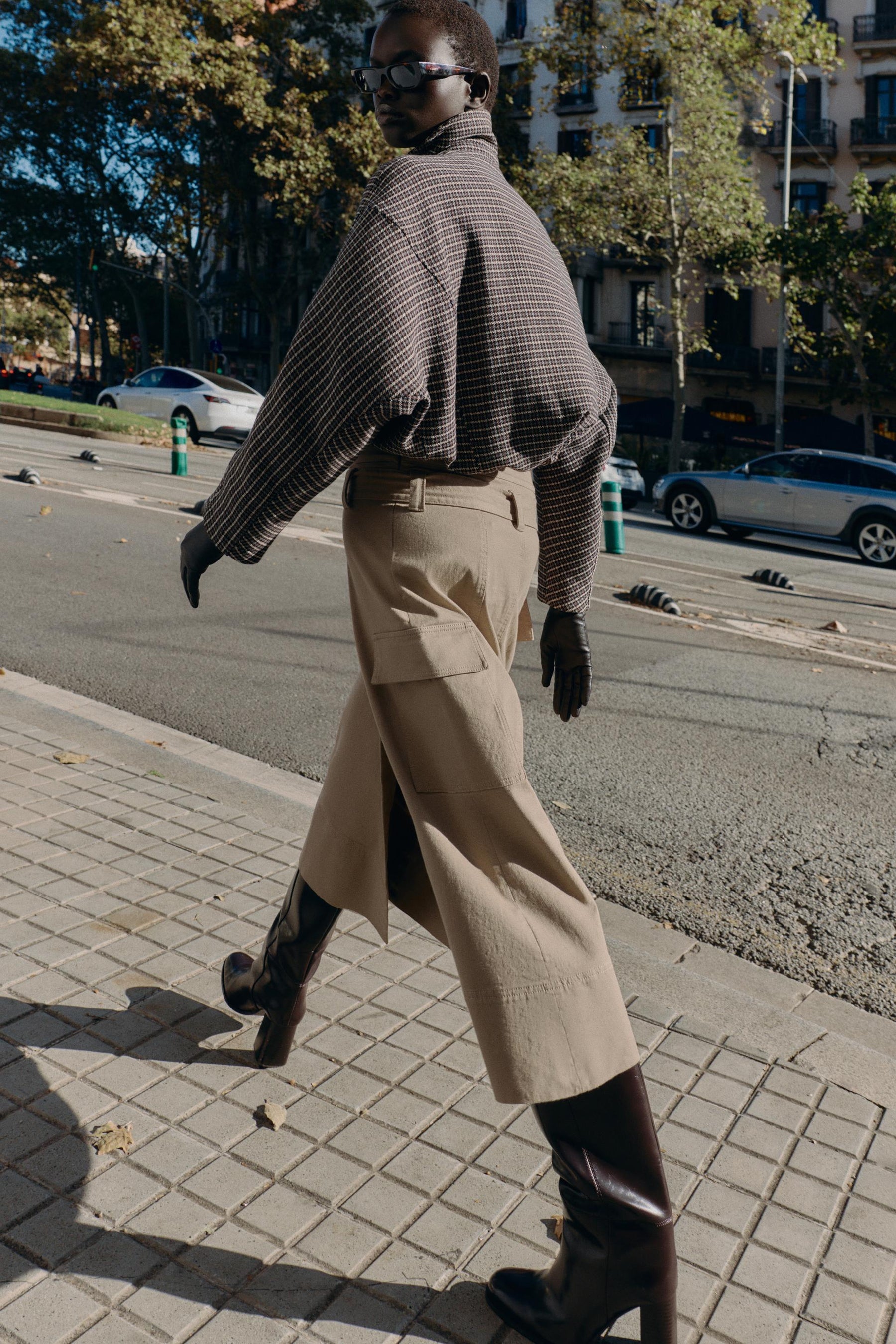 Gesteppte Bomberjacke im Hahnentrittmuster