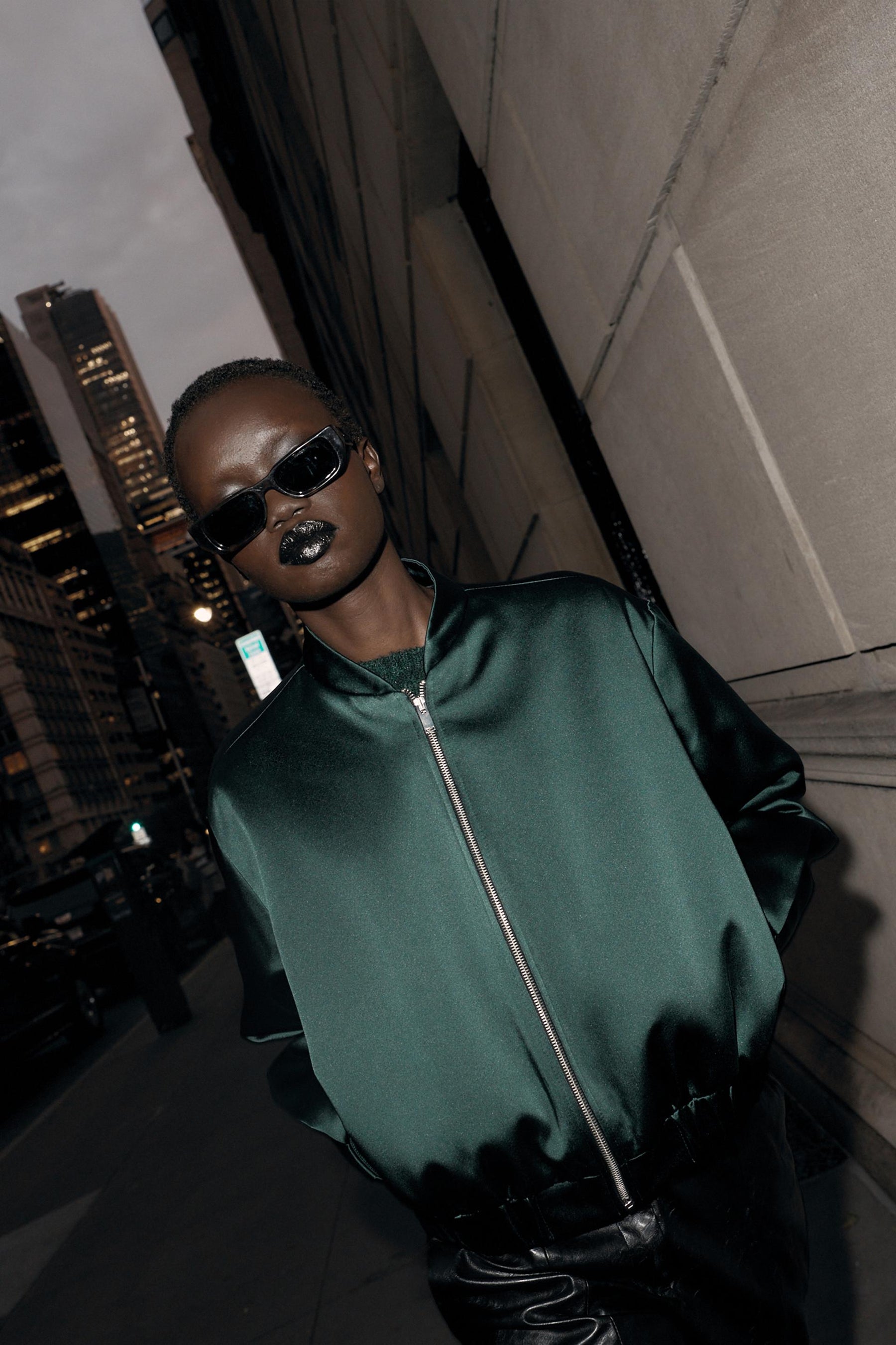 Bomberjacke aus Satin