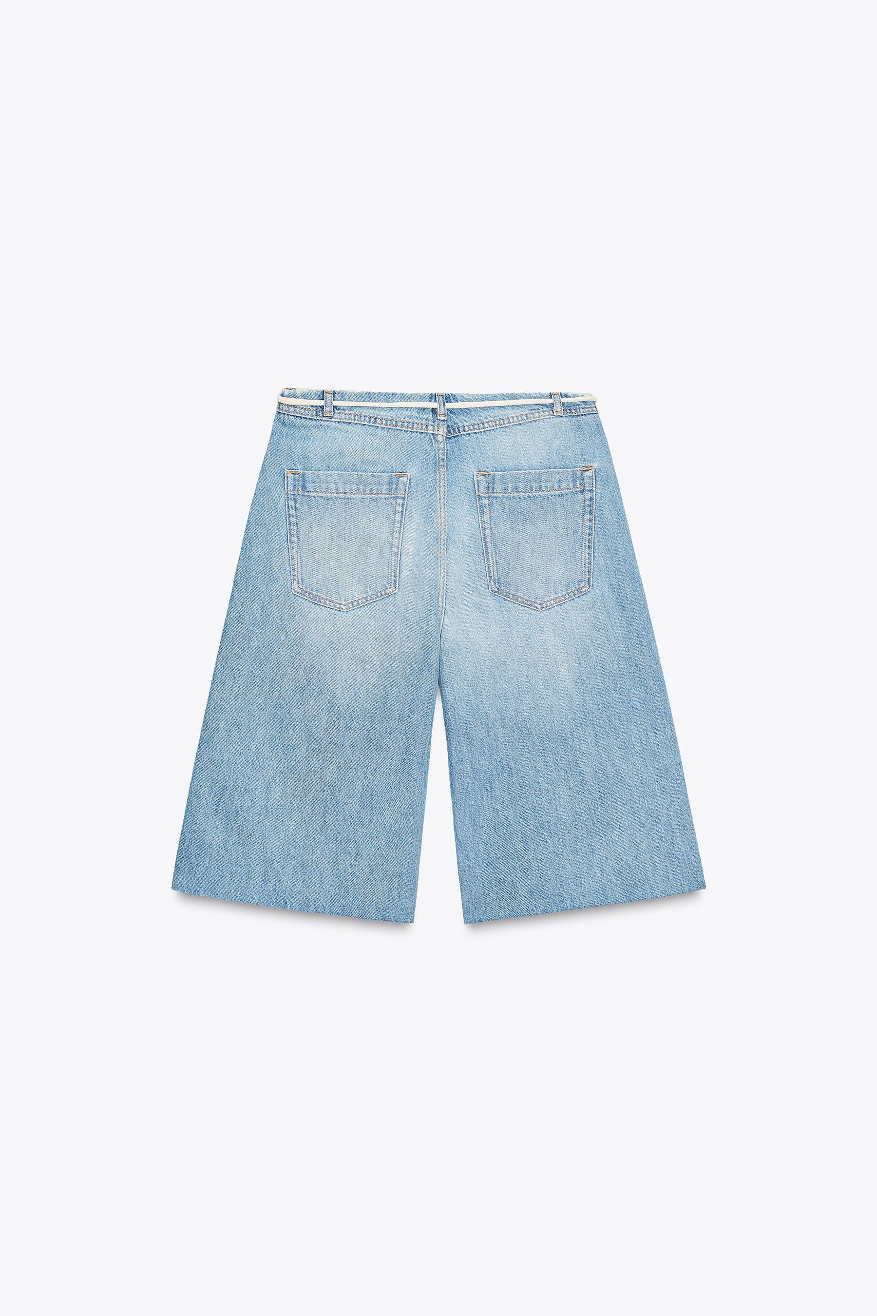 Hüftig geschnittene Denim-Bermudashorts