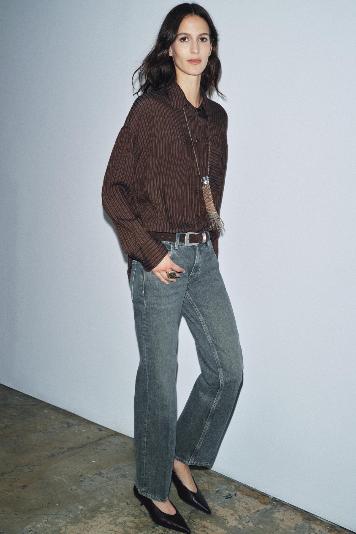 Jeans mit geradem Bein und niedrigem Bund