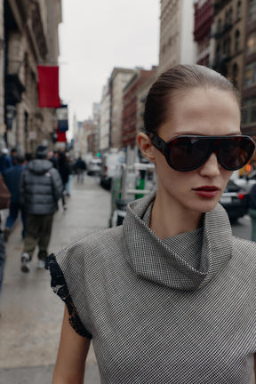 Spitzentop mit Hahnentrittmuster