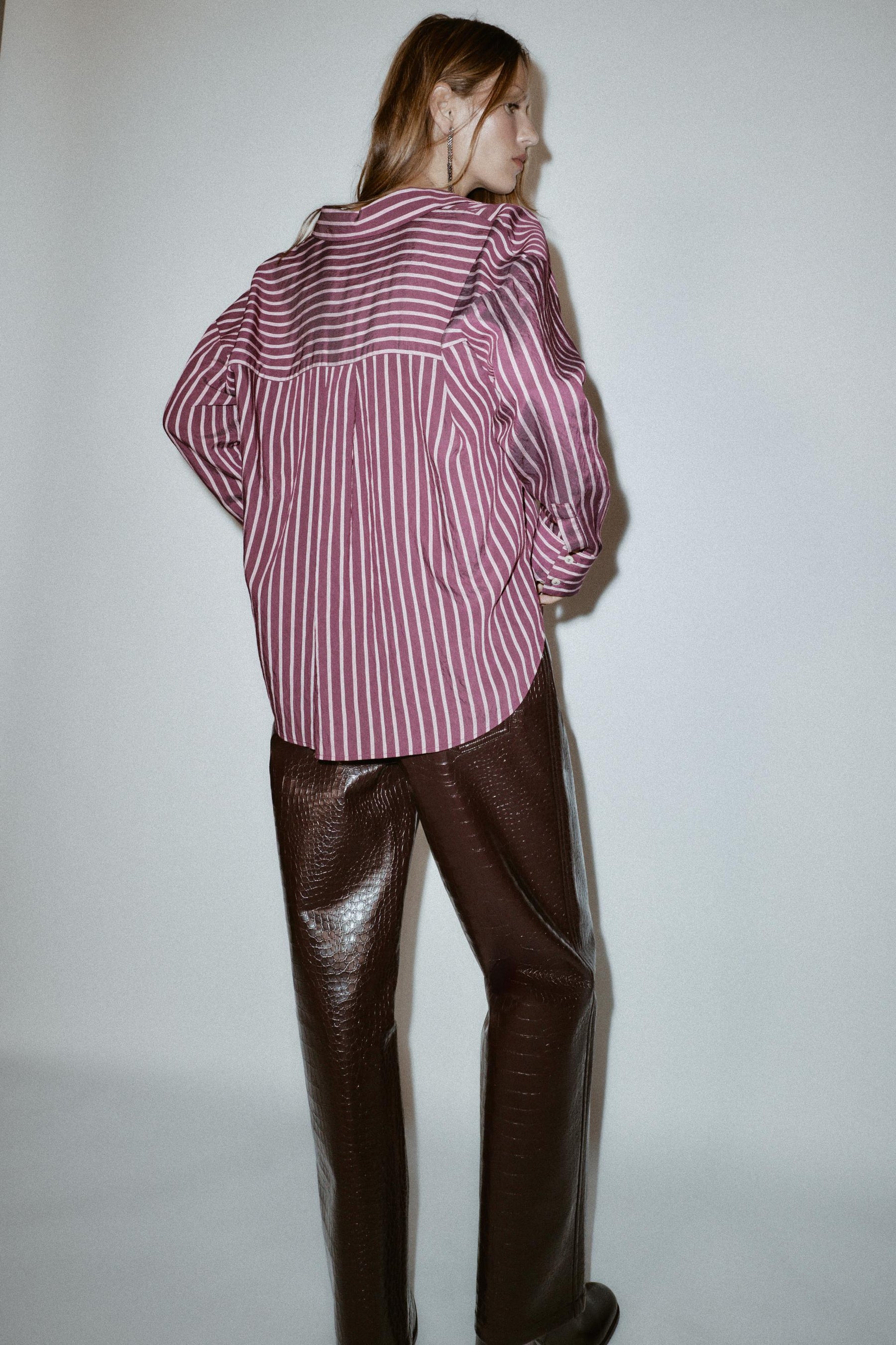 ÜBERGRÖSSTES GESTREIFTES HEMD