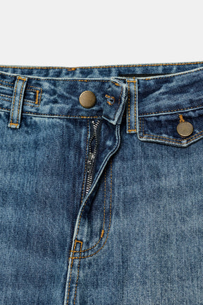 Schlagjeans mit hohem Bund